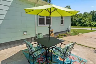 1403 McGuinn Dr, High Point, NC 27262 - Photo 31