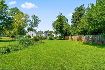 1403 McGuinn Drive, High Point, NC 27262 - Photo 27