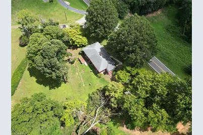 815 Nc Highway 65 #F-1, Reidsville, NC 27320 - Photo 7