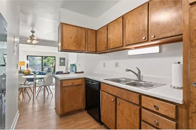 1520 Benjamin Parkway #D, Greensboro, NC 27408 - Photo 11