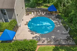 1520 Benjamin Pkwy, Greensboro, NC 27408 - Photo 25