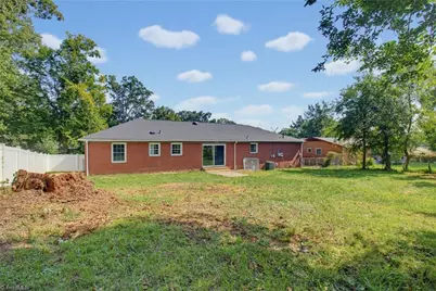 1416 Lynwood Terrace, High Point, NC 27265 - Photo 29