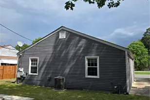 1529 Summit Ave, Greensboro, NC 27405 - Photo 5