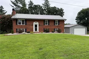 1000 Beaumont Poplar St, North Wilkesboro, NC 28659 - Photo 1