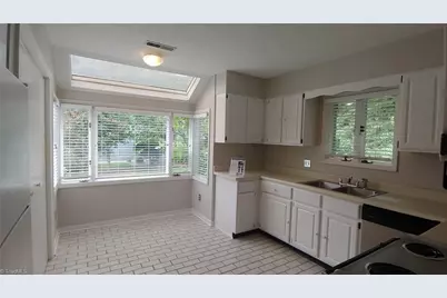 306 N Lindell Road #F, Greensboro, NC 27403 - Photo 15