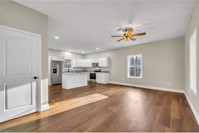 360 Laurel Lane, Jefferson, NC 28640 - Photo 5