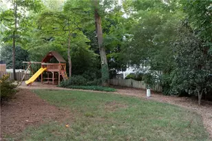 2011 Burntleaf Pl, Greensboro, NC 27410 - Photo 49