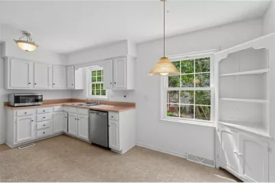 206 Village Lane, Greensboro, NC 27409 - Photo 7