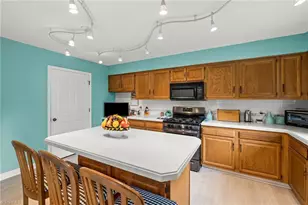 148 Old Mill Rd, High Point, NC 27265 - Photo 7