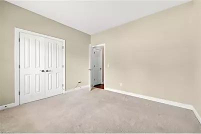 710 Vinebury Lane, High Point, NC 27265 - Photo 11