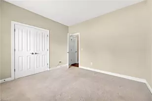 710 Vinebury Ln, High Point, NC 27265 - Photo 11
