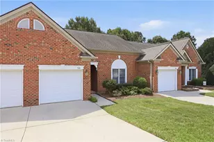710 Vinebury Ln, High Point, NC 27265 - Photo 25