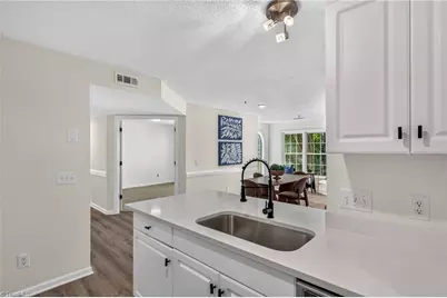 3725 Morris Farm Drive #2D, Greensboro, NC 27409 - Photo 7