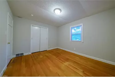 435 Lakecrest Drive, Kernersville, NC 27284 - Photo 29