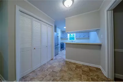 435 Lakecrest Drive, Kernersville, NC 27284 - Photo 13