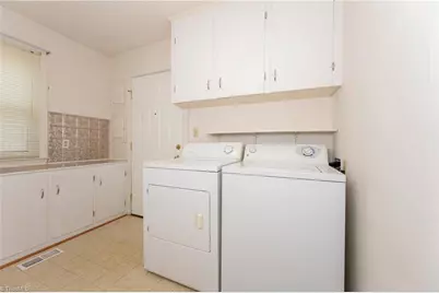 191 Monroe Street, Winston-Salem, NC 27104 - Photo 35