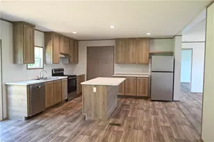 125 Luffman Rd, Ronda, NC 28670 - Photo 3