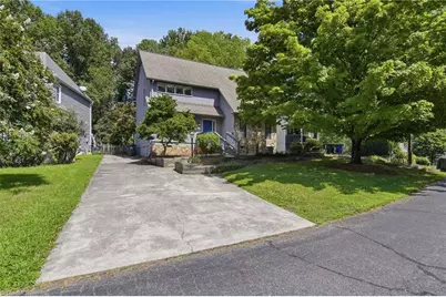 58 Carrisbrooke Lane, Winston-Salem, NC 27104 - Photo 3