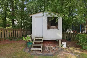 4 Cranebridge Pl, Greensboro, NC 27407 - Photo 37