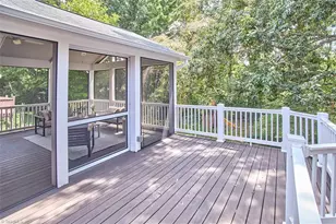 4050 Dresden Dr, Winston-Salem, NC 27104 - Photo 21