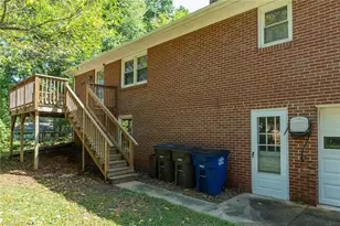 2608 Amesbury Rd, Winston-Salem, NC 27103 - Photo 35