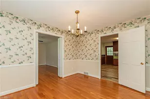 2608 Amesbury Rd, Winston-Salem, NC 27103 - Photo 7