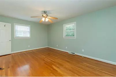 2608 Amesbury Road, Winston-Salem, NC 27103 - Photo 21