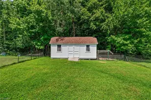 4886 Oak Branch Ln, Walkertown, NC 27051 - Photo 29