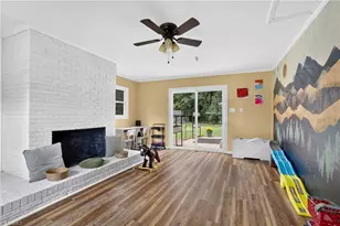 5722 Friendswood Dr, Greensboro, NC 27409 - Photo 9
