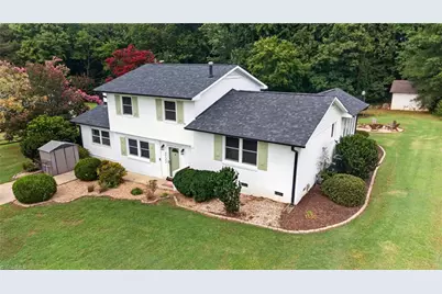 5722 Friendswood Drive, Greensboro, NC 27409 - Photo 3
