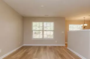 846 Jarman Dr, Greensboro, NC 27282 - Photo 3