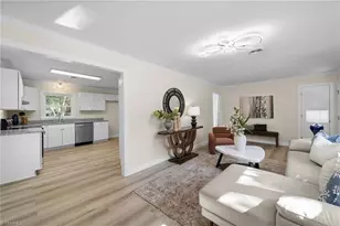 2717 Denise Dr, Greensboro, NC 27407 - Photo 9