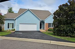 375 Hollybrook Dr, Bermuda Run, NC 27006 - Photo 1
