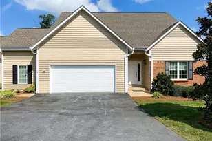 375 Hollybrook Dr, Bermuda Run, NC 27006 - Photo 1