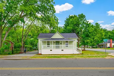 702 Maple Avenue, Burlington, NC 27215 - Photo 3