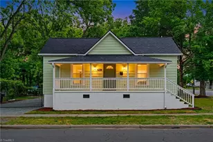 702 Maple Ave, Burlington, NC 27215 - Photo 1
