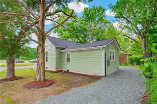 702 Maple Ave, Burlington, NC 27215 - Photo 33