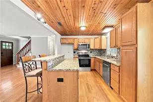 4957 Lochraven Dr, Winston-Salem, NC 27104 - Photo 5