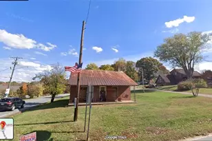 6885 Doral Dr, Tobaccoville, NC 27050 - Photo 3