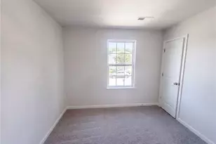 1131 Langston Dr, Greensboro, NC 27405 - Photo 9