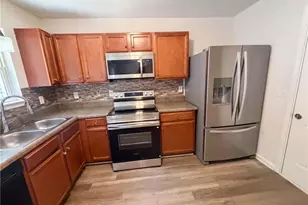 1131 Langston Dr, Greensboro, NC 27405 - Photo 3