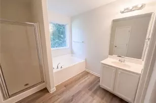 1131 Langston Dr, Greensboro, NC 27405 - Photo 7