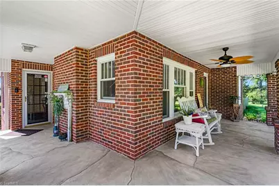 3016 Nc Highway 62 E, Liberty, NC 27298 - Photo 7