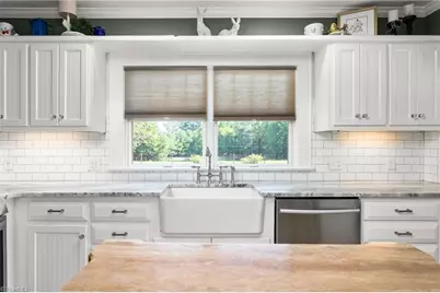 3016 Nc Highway 62 E, Liberty, NC 27298 - Photo 15
