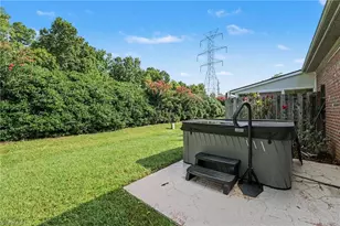 673 Sonoma Ln, High Point, NC 27265 - Photo 17