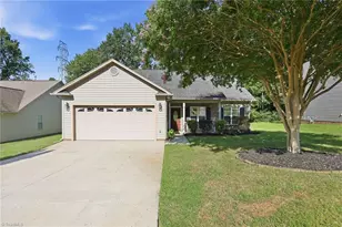 200 Brooks Edge Dr, Winston-Salem, NC 27107 - Photo 3
