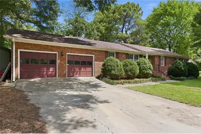 5009 Mallard Lake Drive, Greensboro, NC 27406 - Photo 3