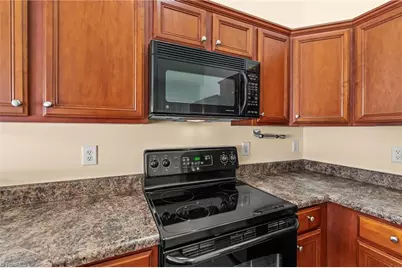 3925 Parkview Court, Winston-Salem, NC 27127 - Photo 9