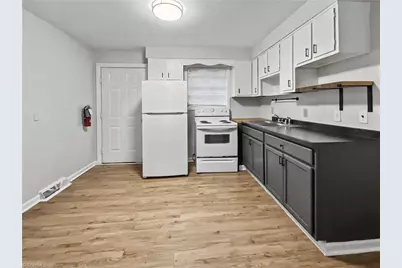 1813 Walker Avenue #B, Greensboro, NC 27403 - Photo 7