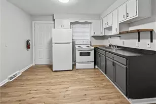 1813 Walker Ave, Greensboro, NC 27403 - Photo 7